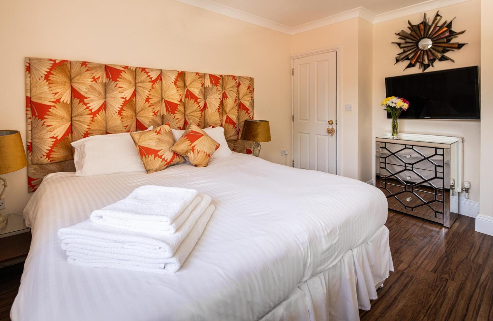 ליים ריג'יס Westwood Guest House מראה חיצוני תמונה