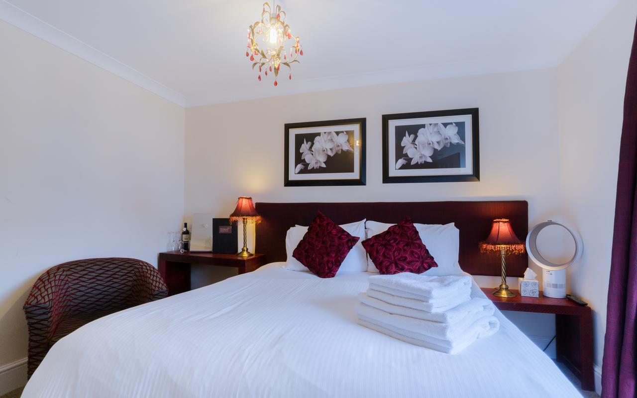 ליים ריג'יס Westwood Guest House מראה חיצוני תמונה